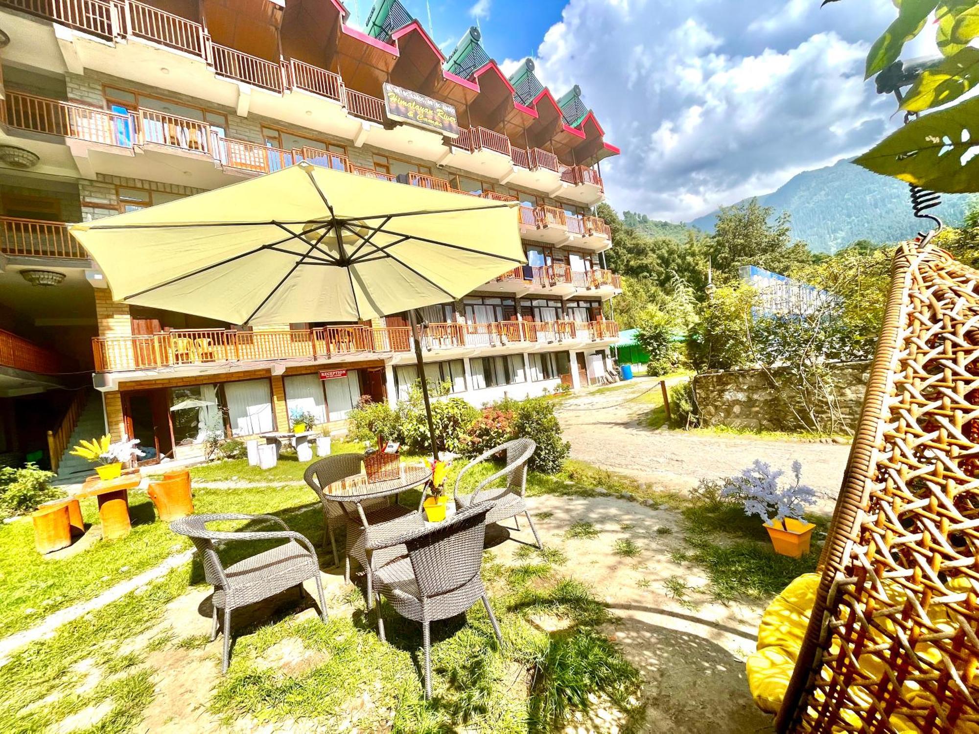 Himalayan Hill Queen Resort, Manali M98160-43400 Екстер'єр фото